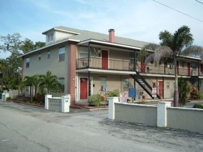 Crane Cliff Apartments. Click for full size. Crane Cliff Apartments image. Click for full size.