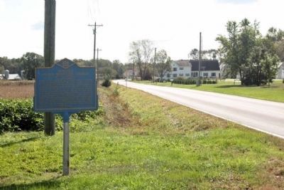 Bethany United Methodist Church Marker looking south along Lowes Crossing Road (County Road 61) image. Click for full size.
