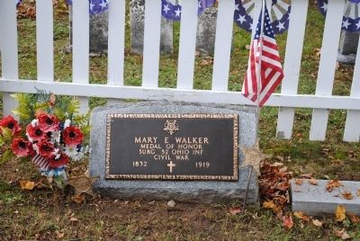 Gravesite of Dr. Mary Edwards Walker image. Click for full size.