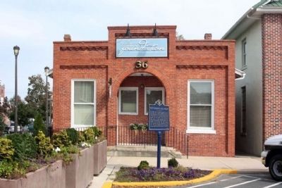 “Pettijohn’s Old Field” Marker near the Market Street Circle. Click for full size. “Pettijohn’s Old Field” Marker near the Market Street Circle image. Click for full size.