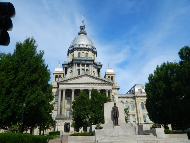 Illinois State Capitol. Click for full size. Illinois State Capitol image. Click for full size.