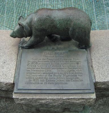 The Victoria Centennial Fountain Marker - The Bear image. Click for full size.