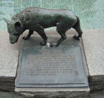 The Victoria Centennial Fountain Marker - The Wolf image. Click for full size.