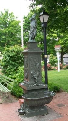 Ligonier Town Square Fountain image. Click for full size.
