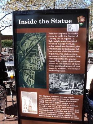 Inside the Statue Marker image. Click for full size.