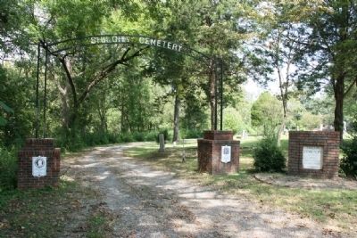 Entrance gate to Shiloh Cemetery image. Click for full size.