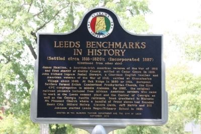 Leeds Benchmarks In History Marker (Reverse) image. Click for full size.