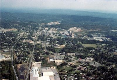 Aerial view of Leeds, Alabama. image. Click for full size.
