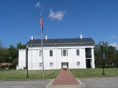 View of the Courthouse from the South image. Click for full size.