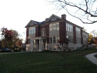 Maury School / Arlington Arts Center image. Click for full size.
