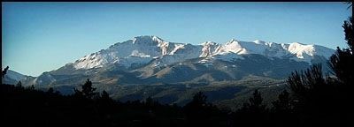 View of Pikes Peak, from Woodland Park image. Click for full size.
