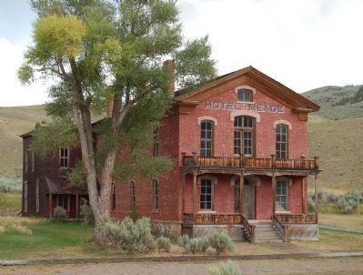Meade Hotel image. Click for full size.