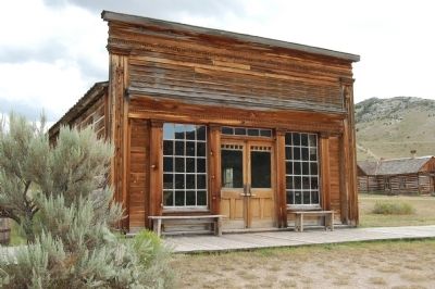 Skinner's Saloon image. Click for full size.