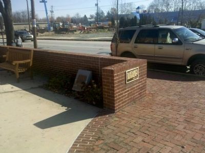 Dedication Marker & Installers Plaque image. Click for full size.