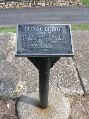 Spiral Bridge Marker image. Click for full size.