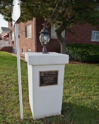 Dorothy Parker Birthplace Marker image. Click for full size.