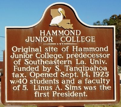 Hammond Junior College Marker image. Click for full size.