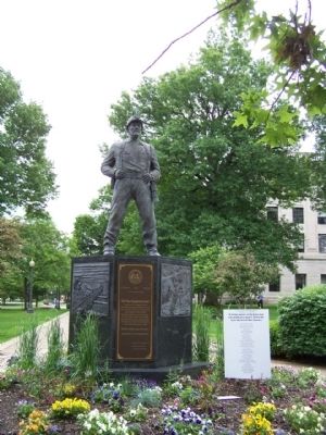 "The West Virginia Coal Miner" Memorial image. Click for full size.