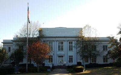 Pike County Courthouse image. Click for full size.