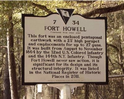 Fort Howell Marker, reverse side. Click for full size. Fort Howell Marker, reverse side image. Click for full size.