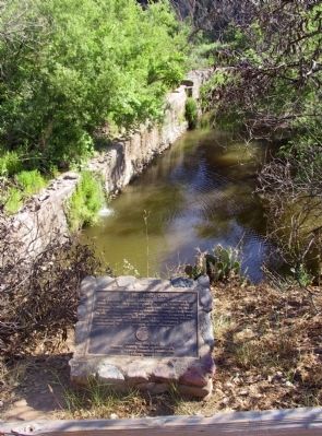 Submerged Dam Marker image. Click for full size.