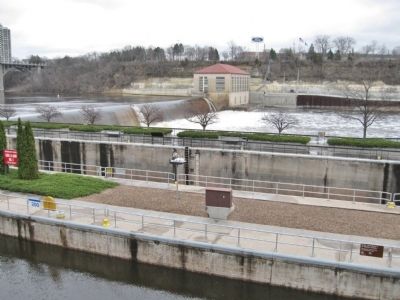 Lock and Dam No. 1 image. Click for full size.