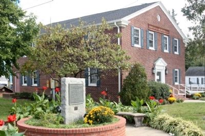 Bridgeville, Delaware Marker and Town Hall image. Click for full size.