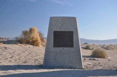 John & Dennis Searles Wagon Routes Marker. Click for full size. John & Dennis Searles Wagon Routes Marker image. Click for full size.