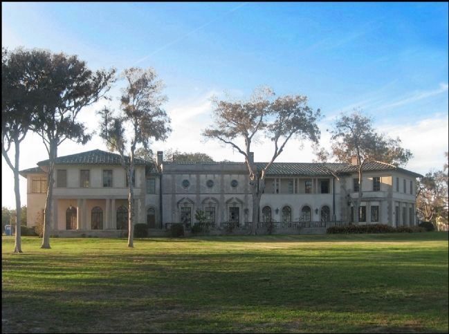 Rear of West Mansion. Click for full size. Rear of West Mansion image. Click for full size.