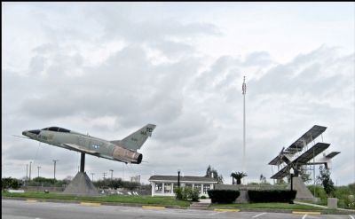 Nearby F-100F North American Super Sabre & Bi-Wing image. Click for full size.