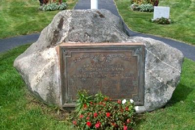 Old Orchard World War Memorial image. Click for full size.