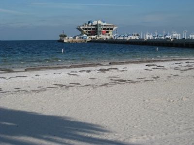 The St. Pete Pier and shore of Tampa Bay image. Click for full size.