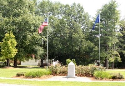 Commemorative Memorial seen along West Railroad Avenue image. Click for full size.