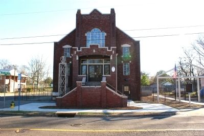 Rev. Fred Shuttlesworth Bethel Baptist Church and Marker image. Click for full size.