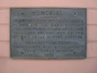 Plaque on the Desert Museum image. Click for full size.