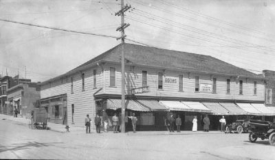 The Critchett Hotel (date unknown) image. Click for full size.