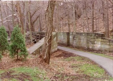 Remaining Canal Lock in Sharpsville image. Click for full size.