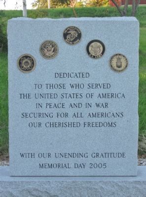 Almond Veterans Memorial image. Click for full size.