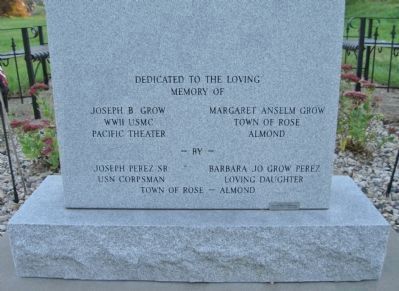 Almond Veterans Memorial image. Click for full size.