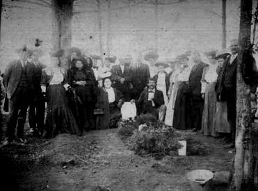 Burial of Laodicea Langston "Dicey" Springfield image. Click for full size.