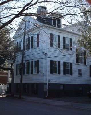 113 Ashley Avenue Bennett - Hayne House , north side. Marker seen at far left image. Click for full size.