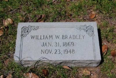 William W. Bradley Tombstone image. Click for full size.