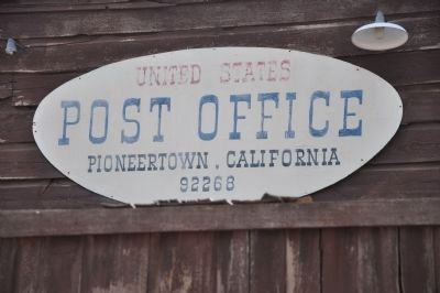 Post Office image. Click for full size.
