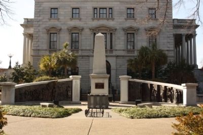 The State House East Grounds and the African-American Memorial image. Click for full size.