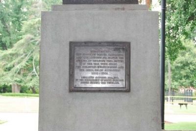 Spanish-American War Veterans Monument<br>East Plaque image. Click for full size.