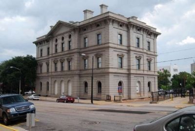 Columbia City Hall<br>Laurel Street Facade image. Click for full size.