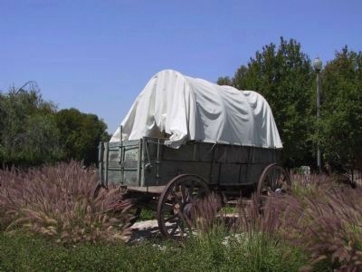 Covered Wagon image. Click for full size.