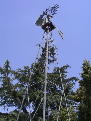 The Frederick G. Exner Memorial Windmill image. Click for full size.