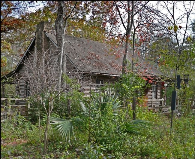 Rear of Moore Log House image. Click for full size.