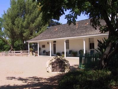 Simi Adobe-Strathearn House and Marker image. Click for full size.